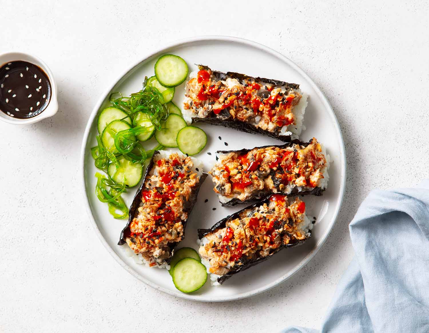 Хенд-роллы с сомом унаги