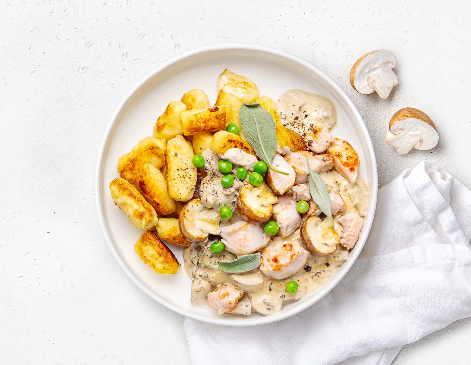 Ньокки с фермерской курицей