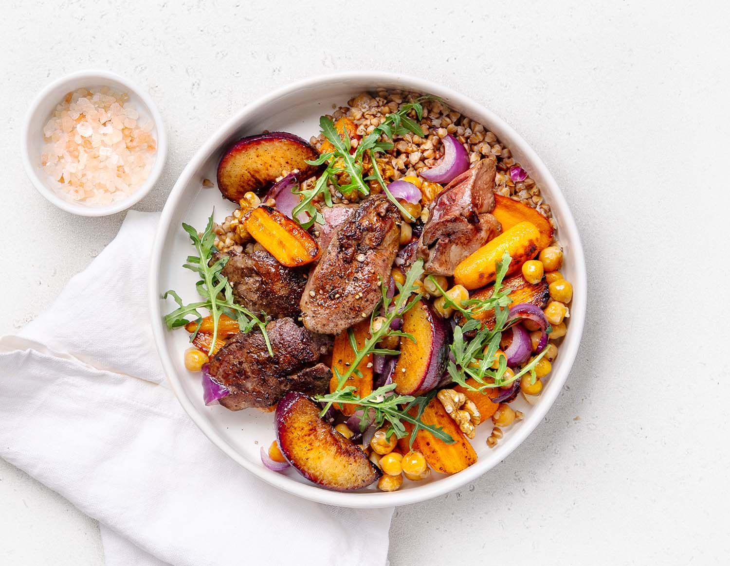 Печень с овощами