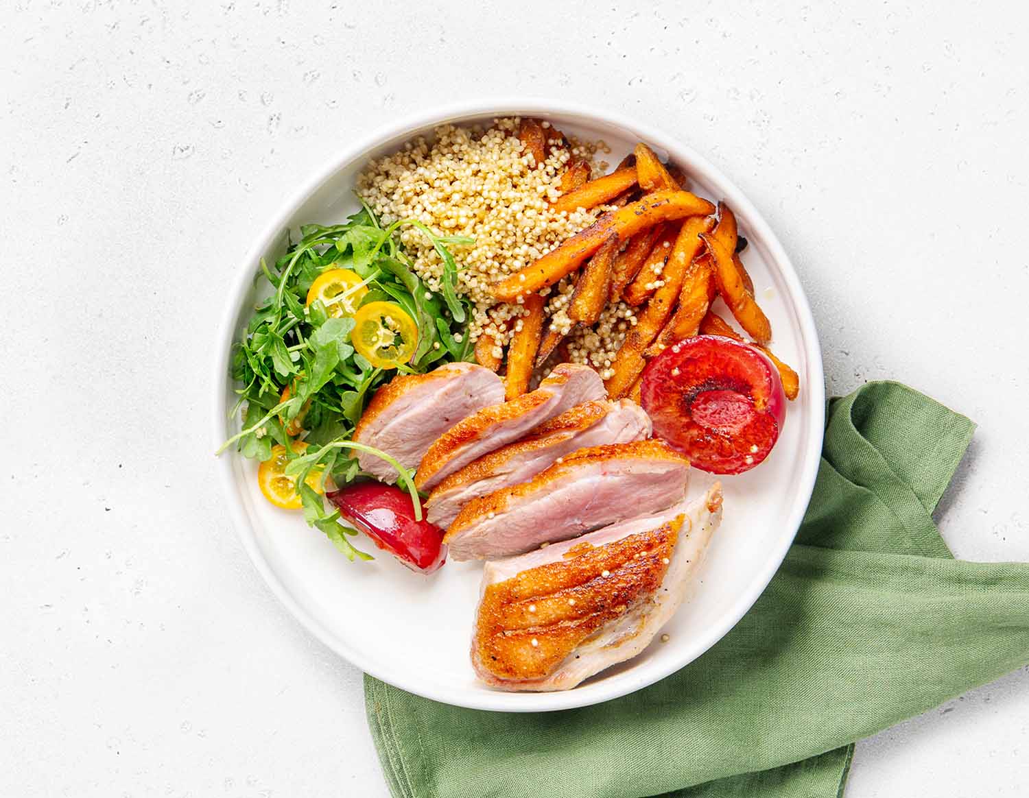 Грудка утки с бататом и кумкватом