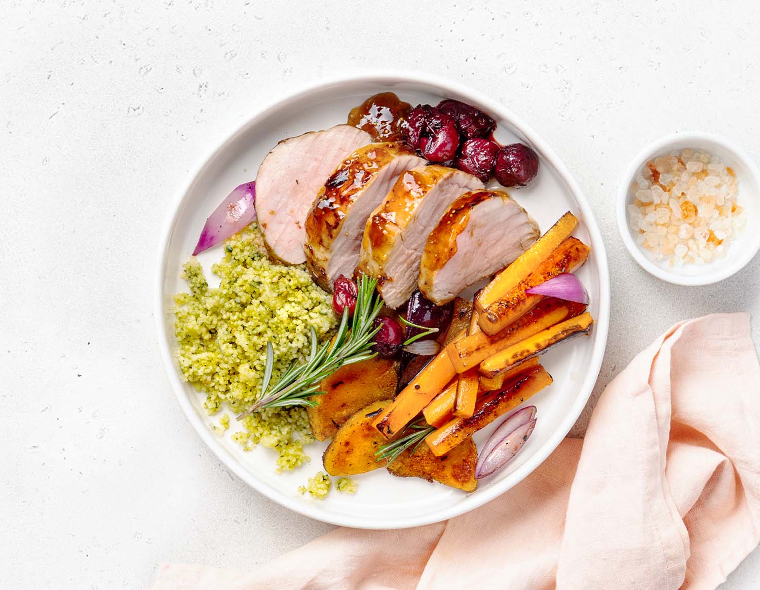 Вырезка с вишней